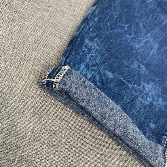 Amethyst Jean Blue Denim Shorts Low Rise Cuffed‎ Acid Washed 98% Cotton Size 3 - Picture 6 of 16